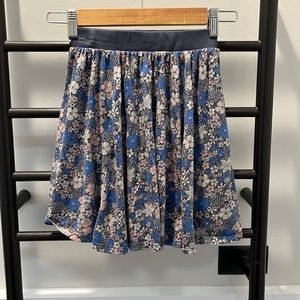 Tea collection, girl size 10, 100% cotton stretchy skirt